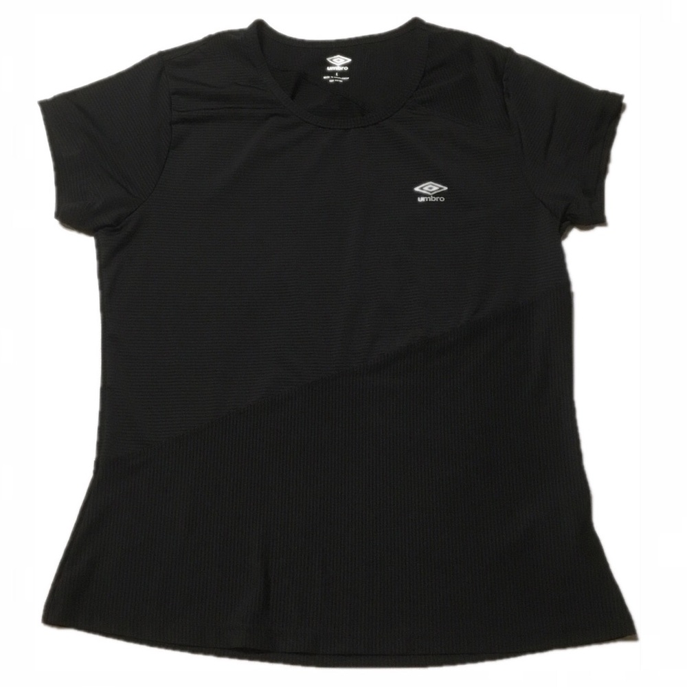 Umbro black workout top Bundle w/ others $5